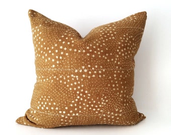 CLEARANCE - Authentic Mudcloth Pillow, Malian Bogolanfini, Light Burnt Sienna, Rust, Off-White, Cream, Swirls, MBR004 - CLEARANCE