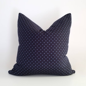 Sashiko Kissen, Indigoblau mit Hellblau, TW005