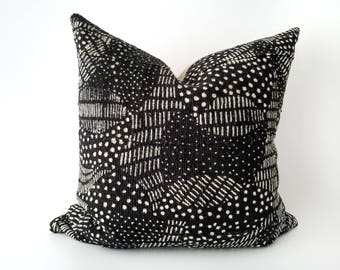 Authentic Mudcloth Pillow, Mali Bogolan, Black, Off-White, Cream, Swirls, Lines, MBL006