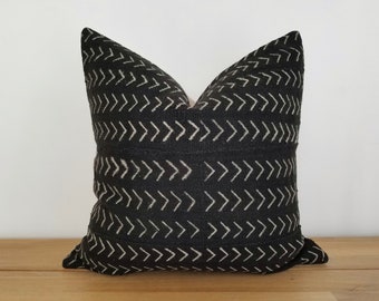 CLEARANCE - Authentic Mudcloth Pillow, Vintage Mali Bogolan, Black, Off-White, Cream, Small Arrows, Chevron, MBL004 - CLEARANCE