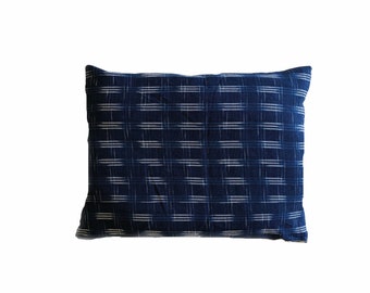 Sanbon No Ya | Buckwheat Pillow Cover | Indigo and White Kasuri (Ikat) | Japanese Pillow Size 14" x 20"