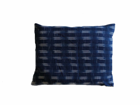 Sanbon No Ya | Buckwheat Pillow Cover | Indigo and White Kasuri (Ikat) | Japanese Pillow Size 14" x 20"