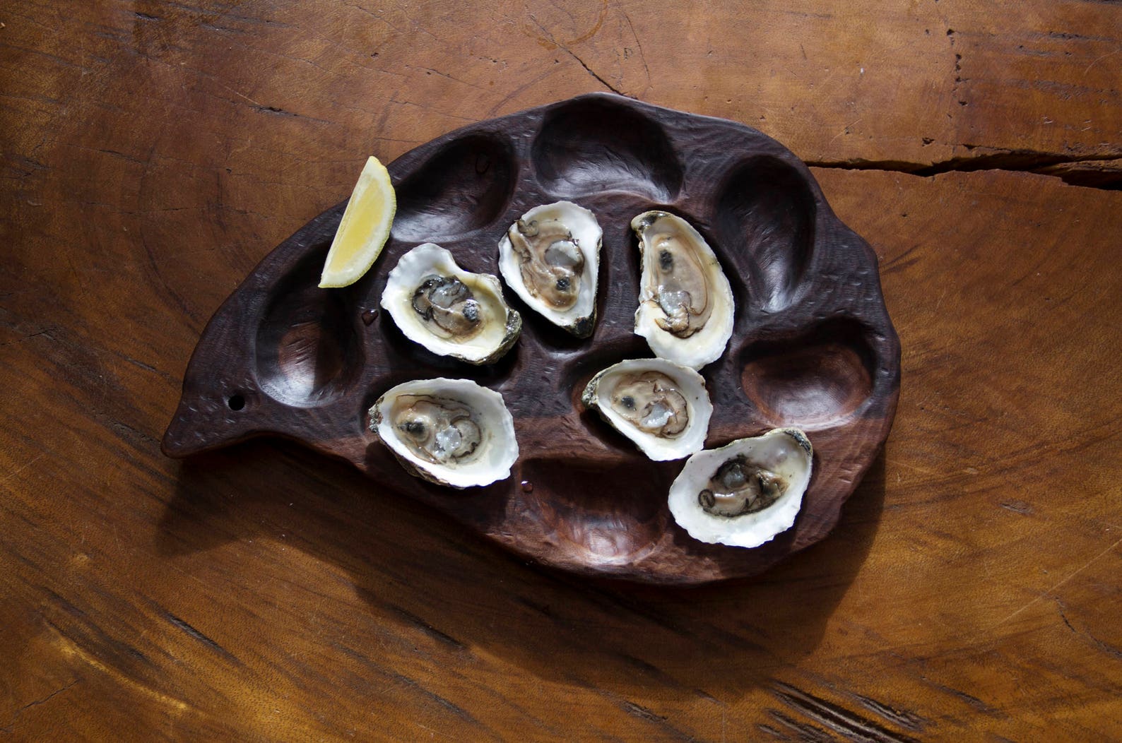 Wooden Oyster Platter in Walnut: 1/2 Dozen Oysters - Etsy