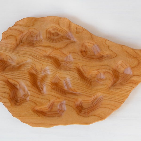 Oyster Platter in Cherry Wood : holds a Dozen Oysters