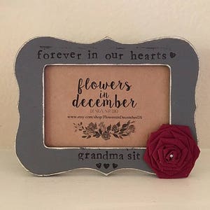 Memorial gift, Memorial picture frame, in memory of, sympathy gift, Mom, grandma, I'm sorry for you loss gift - Flowers in December