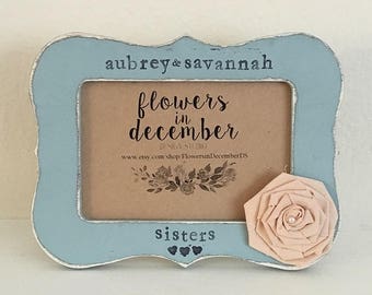 Mothers day gift, gift for mom, Mom frame, gift for sister, sisters picture frame, personalized picture frame gift  - Flowers in December