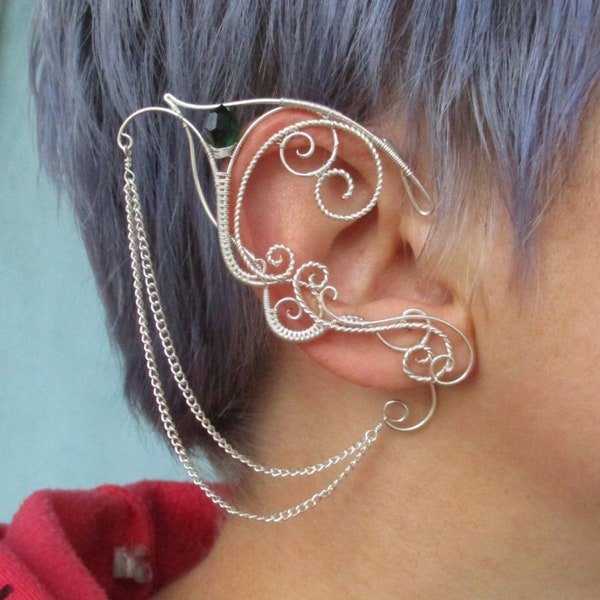 Pair of elf ear cuffs Empire - Ear cuff with chains - Elvish ears with green stones - Fairy ear cuffs - Ear cuff no piercing - Ear wrap