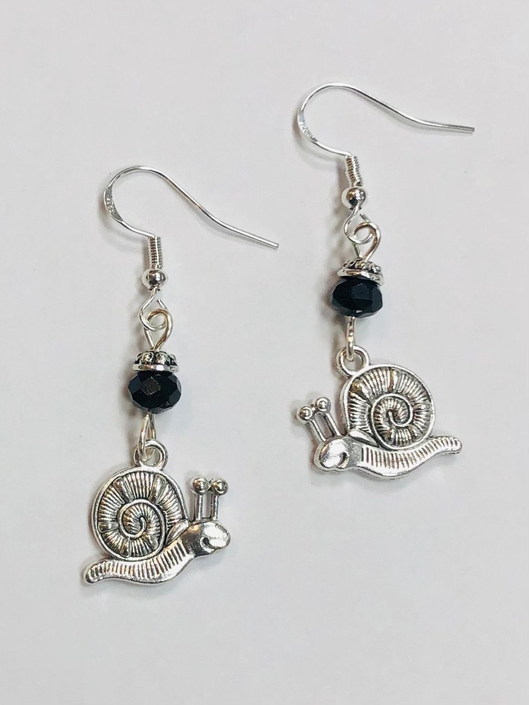 Boucles D'oreilles Clips Perles De Jais Noires Vintage - Occasion Bon état