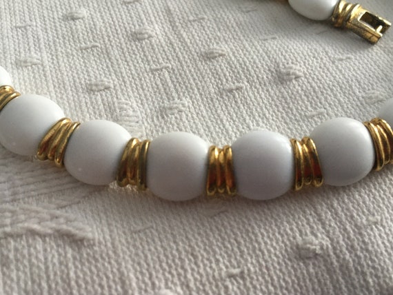 Monet Choker White Lucite Beads with Gold Tone Se… - image 6
