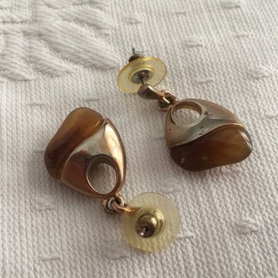 Tortoise Shell Dangle Earrings: Gold Tone Modern … - image 4