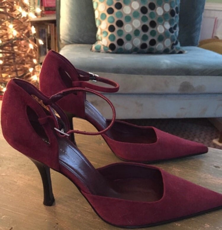 Burgundy color heels Clearance