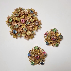 Vintage 1960s Gold Toned Rhinestone Brooch and Clip Ons
