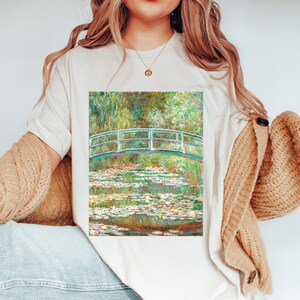 Monet Water Lilies Shirt Art Teacher Gift Painting Aesthetic Clothing Renaissance T-Shirt Light Dark Academia Art History Tee Artist Gift