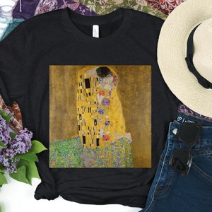 Gustav Klimt The Kiss Shirt Gifts Painting Tee Collage Aesthetic T Shirt Clothing Light Dark Academia Art History Tee Artist Teacher Gift