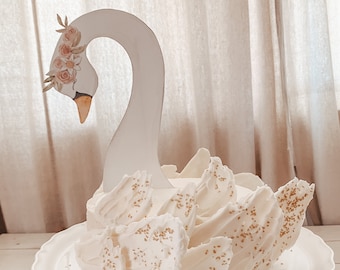 Topper de gâteau de cygne avec couronne de fleurs de rose florale aquarelle | téléchargement numérique