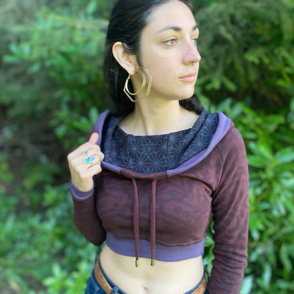 The Pixie Crop - Organic Cotton Super Cropped Hoodie / Women's Sacred Geometry Cowl Hood High-cut Hoodie