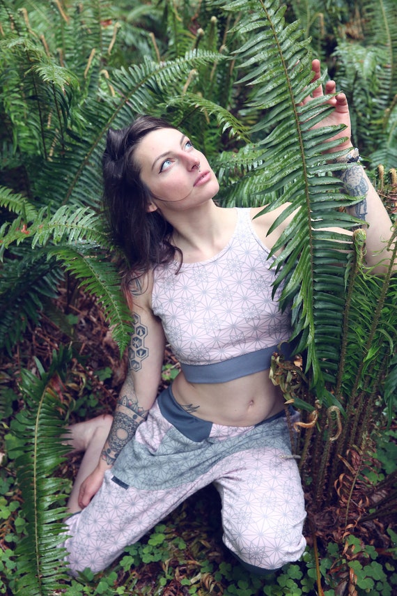 organic cotton crop top