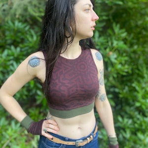 The Omni-Crop - Organic Cotton Crop Top / Women&#39;s tank / Yoga Wear / Dance wear / Sacred Geometry Clothing / Geometric / Festival