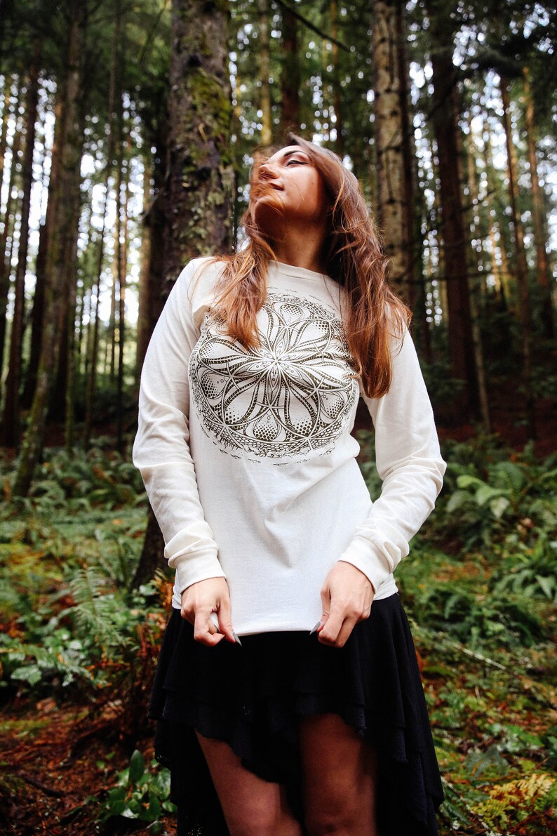 GAIA Organic Cotton Unisex Long Sleeve T Shirt / Organic cotton / earth shirt / Sacred Geometry / Natural / planet / Gaia / Earth shirt image 4