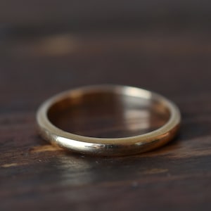 1960s 14K Vintage Rounded Stacking Wedding Band in Yellow Gold