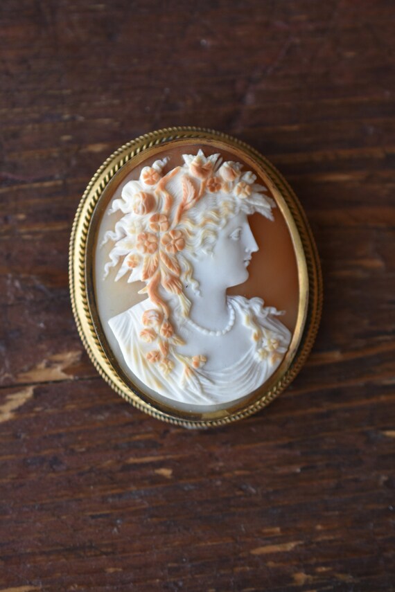 1910s 10K Antique Hand Carved Shell Cameo "Hera" P