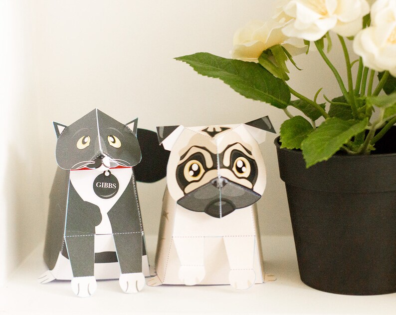 Pug / Valentine's Day card / Pug toy / Printable / DIY Paper craft Kit / 3D Pug / INSTANT Download by Kooee Papercraft image 3