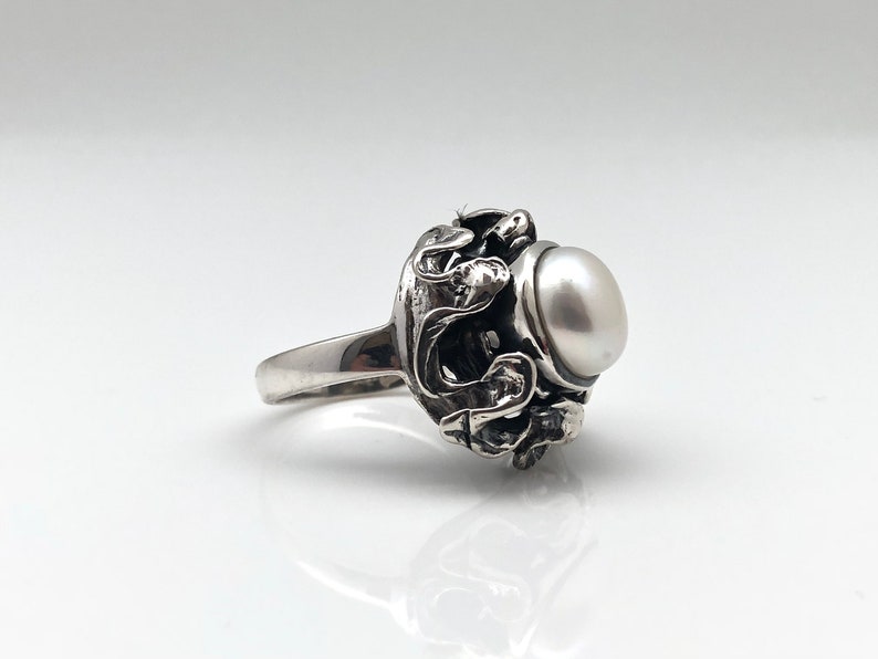 Pearl Ring // Oxidized Abstract Setting // Silver Pearl Ring // Sterling Silver // Size 8 image 4