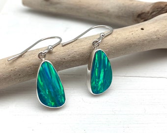 Green Opal Earrings // Opal Earrings // Silver Opal Earrings // Silver Pebble Shape Setting // Opal Jewelry
