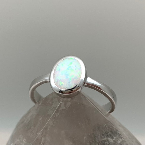 White Opal Silver Ring 5, 6, 7, 8, 9, 10 // Oval White Opal Ring // Minimalist Simple Oval Opal Ring // Best Selling // 925 Sterling Silver