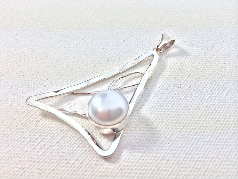Geometric Silver Pearl Pendant 925 Sterling Silver Hammered Triangle Shape