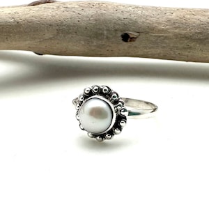 Beaded Pearl Ring 5 - 8 // Simple Pearl Ring // 925 Sterling Silver // Beaded Round Pearl Ring  // Silver Pearl Ring // Fresh Water Pearl