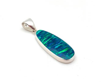 Dark Blue Opal Pendant // Medium Blue Opal Silver Pendant // Fire Opal Pendant // Blue Opal // Shimmering Green Blue Color / 925