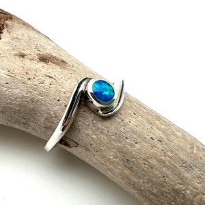 Blue Opal Ring, Blue Opal Wave / 925 Sterling Silver, Blue Opal Ring, Size 4 to 10