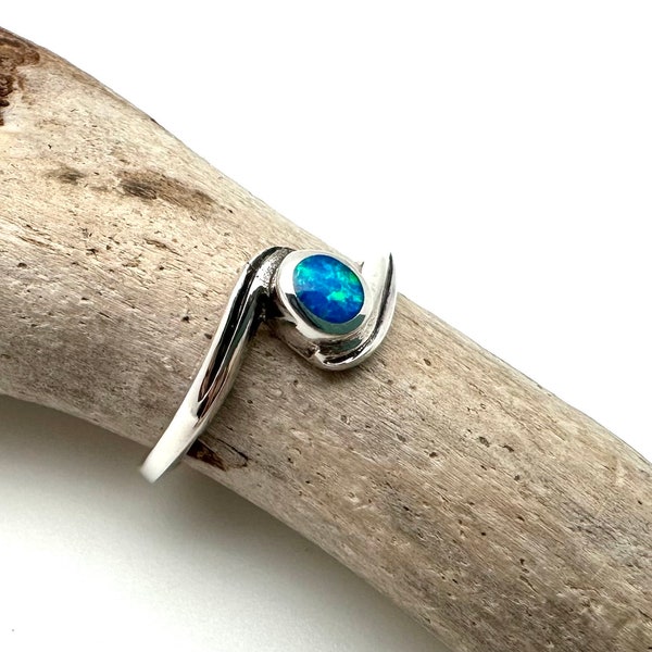 Blue Opal Infinity Ring, Blue Opal Wave / 925 Sterling Silver, Blue Opal Ring, Size 4 to 10