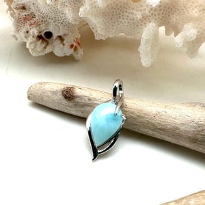 Larimar Modern Silver Pendant 25mm // Silver Larimar Ocean Pendant // Smooth Larimar Pedant // 925 Sterling // Modern Everyday Larimar