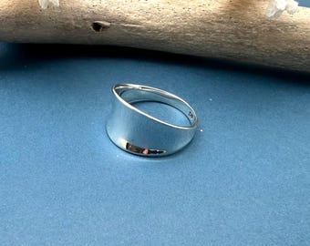 Silver Concave Ring / Medium Concave Ring 10mm / Best Selling Silver Ring / 925 Sterling / Modern Long Finger Ring / size 5-10