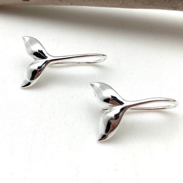 Whale Tail Silber Ohrringe / Wal Silber Ohrringe / Bestseller Whale Tail Silber Threader / 20mm Whale Tail / 925 Sterling Silber