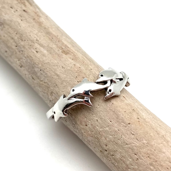 Dolphin Silver Ring / Silver Running Dolphin Ocean Ring / Pod of Dolphin Ring 5, 6, 7, 8, 9, 10 / Sterling Silver