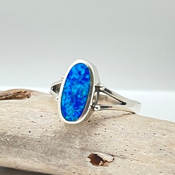 Blue Opal Signet Ring - Modern Simple Blue Opal Ring - 925 Sterling Silver - Unisex Opal Ring - Sizes 4 to 10