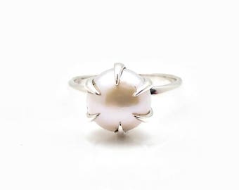 Round Pearl Ring Set in 925 Sterling Silver // Natural Pearl Ring // Silver Pearl Ring // Pearl Gifts // Size 8