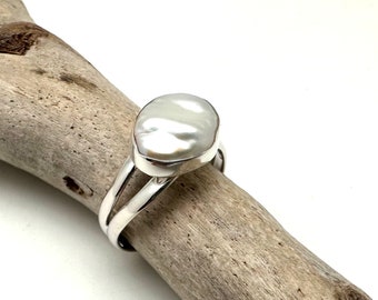 Pearl Ring Size 9 // Multi Band Silver Pearl Ring // Freshwater Pearl Ring // Pearl Ring // 925 Sterling Silver
