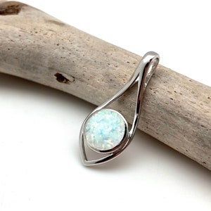 White Fire Opal Pendant // White Opal Modern Silver Pendant // Simple Opal Pendant // White Opal // Sterling Silver