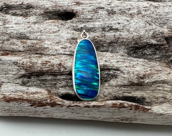 スターリングシルバーとインディアンブルーオパールペンダント 12.2g
