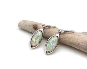 White Opal Earrings // White Fire Opal Silver Earrings 20mm // White Opal // Marquee Opal Earrings // Japanese Opal // 925 Sterling Silver