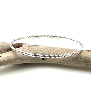 Solid Twisted Silver Bangle / Plain Twist Bracelet 7-8” / Shiny Sterling Bangle / Medium / Stackable / 925 Silver
