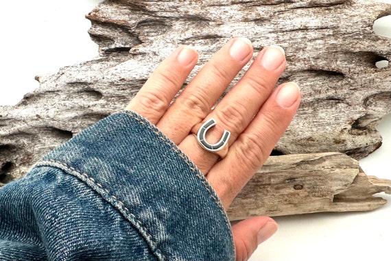 Black Onyx Horseshoe Ring 7-10 // 925 Sterling Silver // Good Luck