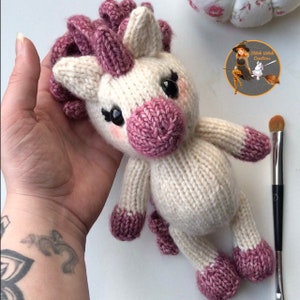 SWC Small Unicorn Knitting pattern - PDF Instant download - Knitting pattern only, Unicorn Knitting Pattern
