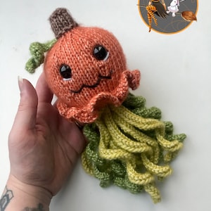 Pumpkin Jellyfish/Octopus Knitting Pattern - Halloween Knitting PDF Knitting Pattern Instant download - Pattern only
