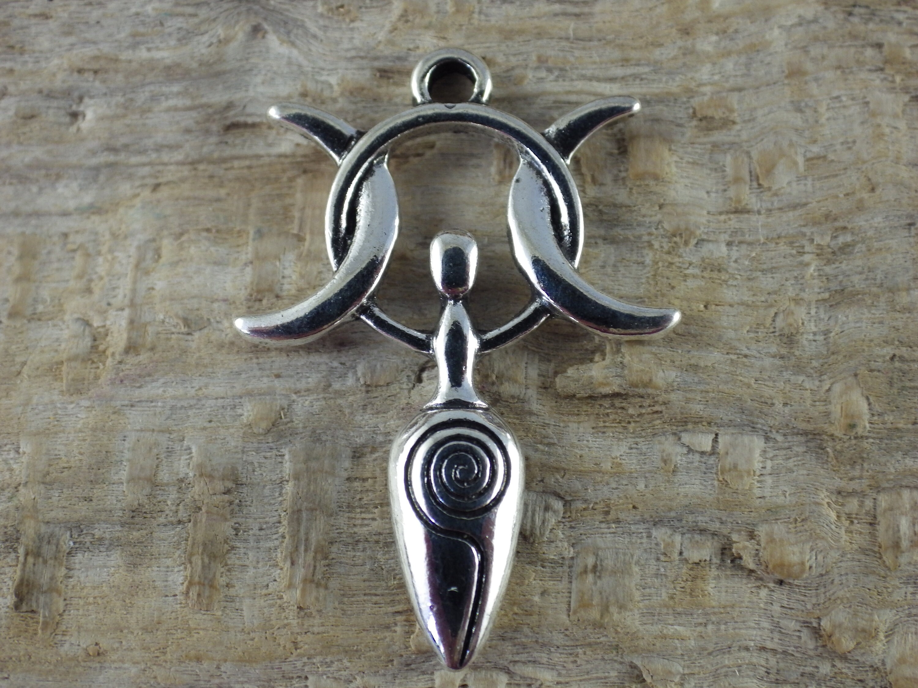 Zilveren drievoudige maangodin bedelhanger, 27x20mm, heidense Wiccan  spiraalgodin ketting hanger, sieraden maken van benodigdheden, Britse  verkoper - Etsy België, image size:3000x2250