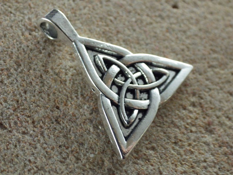 16 X Mixed Triquetra Triskele Trinity Knot Celtic Cross Etsy